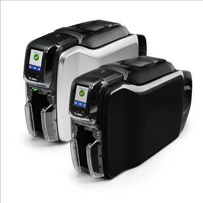 מדפסת כרטיסים דגם ZC300 מבית ZEBRA