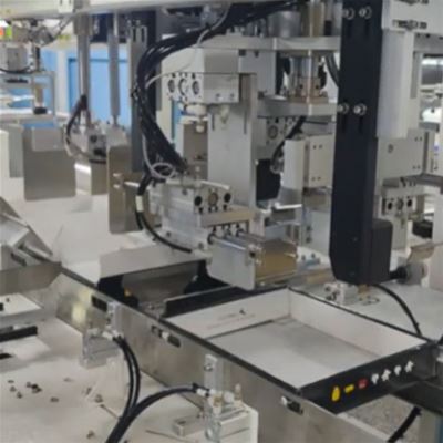 מכונה אוטומטית להקמת קרטון מגשית